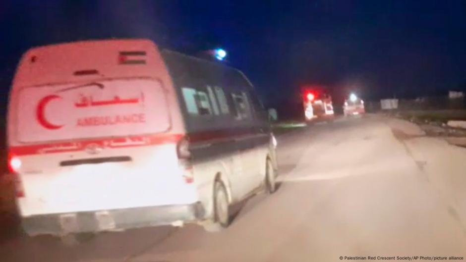 O vídeo contradiz a IDF nas mortes de trabalhadores humanitários - DW - 04/04/2025