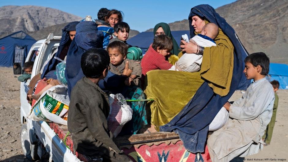 Paquistão intensifica deportações de refugiados afegãos - DW - 04/04/2025