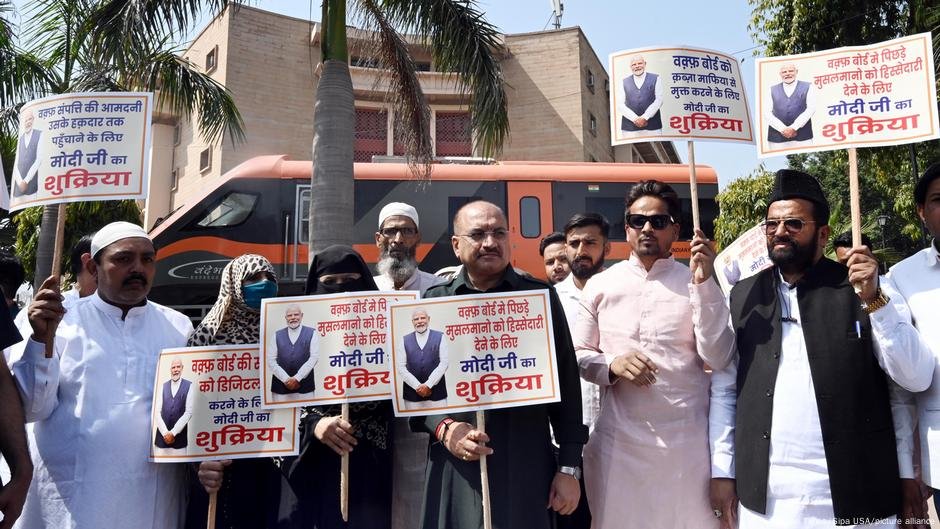 Passes da Câmara dos Passos Baixa Contenciosa Lei de Terra Muslim - DW - 04/03/2025