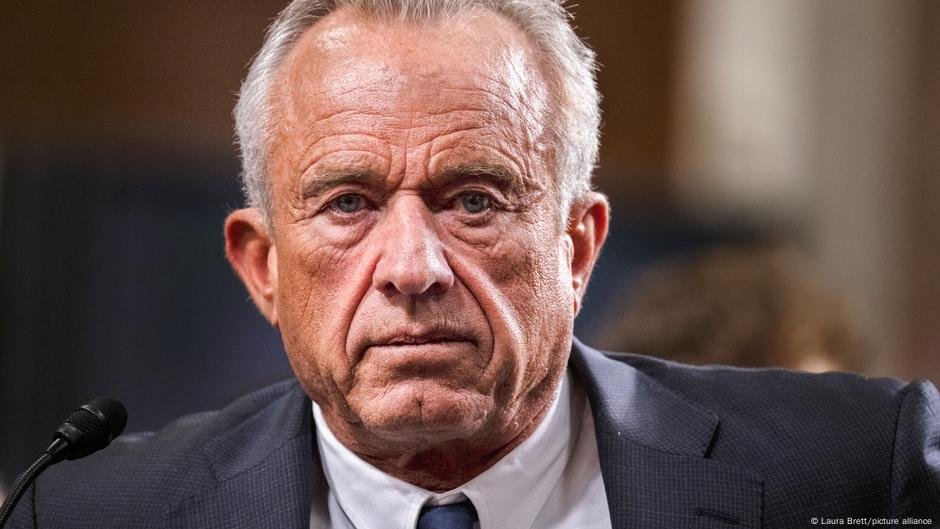 RFK Jr. diz que existe uma 'epidemia de autismo'. É verdade? - DW - 04/11/2025