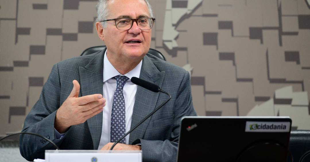 Renan Calheiros fala sobre tarifaço de Trump e a r...