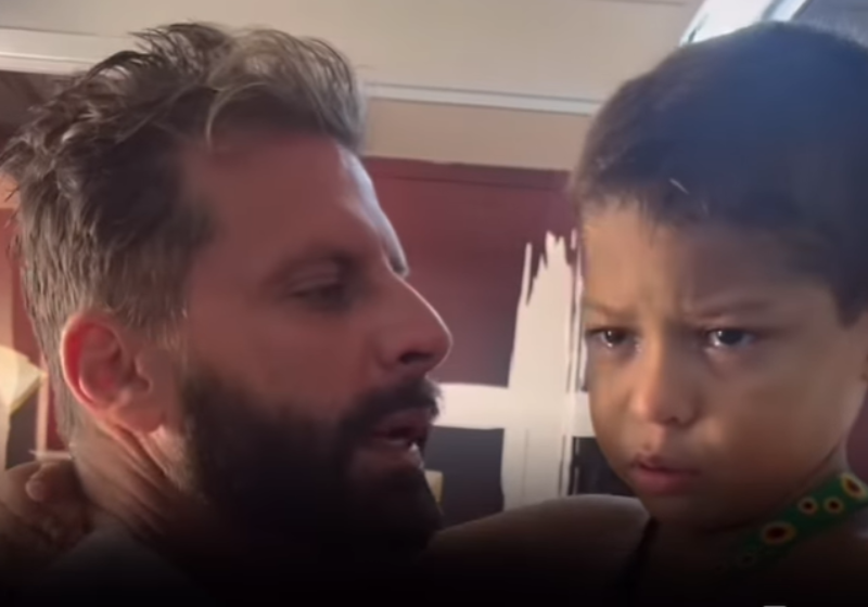 A mulher, dos Estados Unidos, doou o fígado para a mãe do melhor amigo do filho dela, num ato de amor e gentileza. - Foto: CBS News