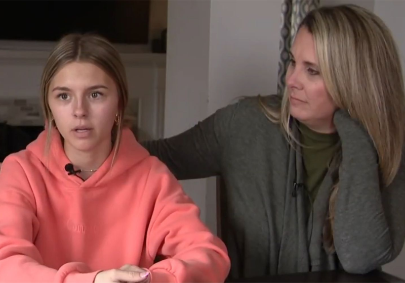 Os alunos de um colégio em Curitiba (PR) rasparam a cabeça em apoio à professora com câncer de mama.- Foto: @colegioadventistadoboqueirao/Instagram