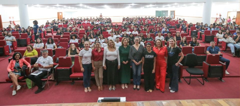 Ufac inicia 2º Ciclo de Formação do Pibid com foco no direito à educação integral na Amazônia (2).jpg