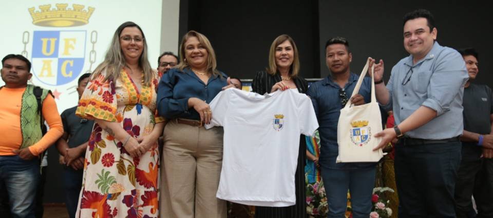 Ufac realiza aula inaugural da 4ª turma de Licenciatura Indígena — Universidade Federal do Acre