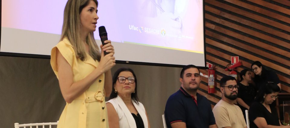 Aperfeiçoamento em cuidado pré-natal é encerrado na Ufac — Universidade Federal do Acre