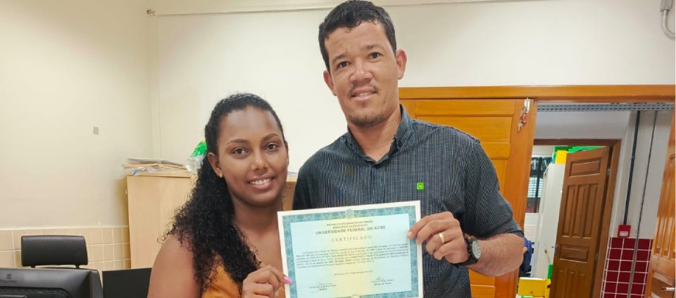 Ufac entrega certificados do Revalida — Universidade Federal do Acre