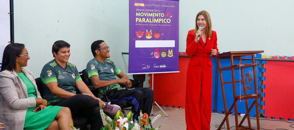Ufac entrega equipamentos ao Centro de Referência Paralímpico — Universidade Federal do Acre
