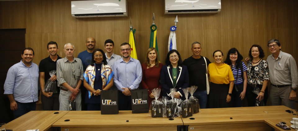 Em reunião, Ufac e UTFPR discutem PPG em governança pública-interna.jpg