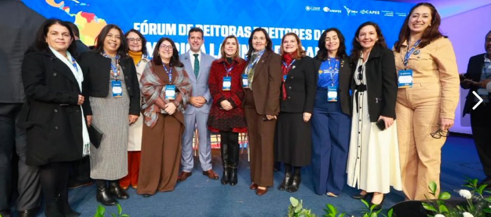 Fórum de reitores debate desafios para ensino superior público-interna.jpg